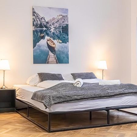 Spacious 2Br Apt -Near Wiener Stadthalle Burggassewiener Well Located エクステリア 写真