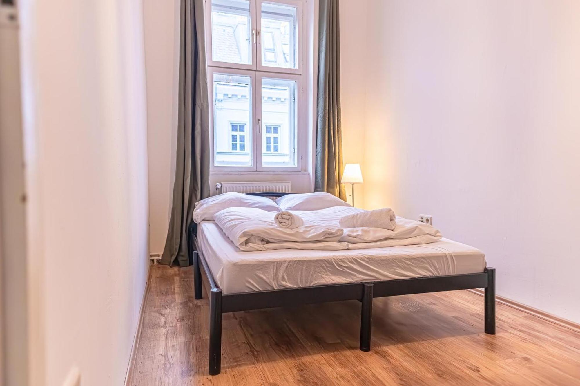 Spacious 2Br Apt -Near Wiener Stadthalle Burggassewiener Well Located エクステリア 写真