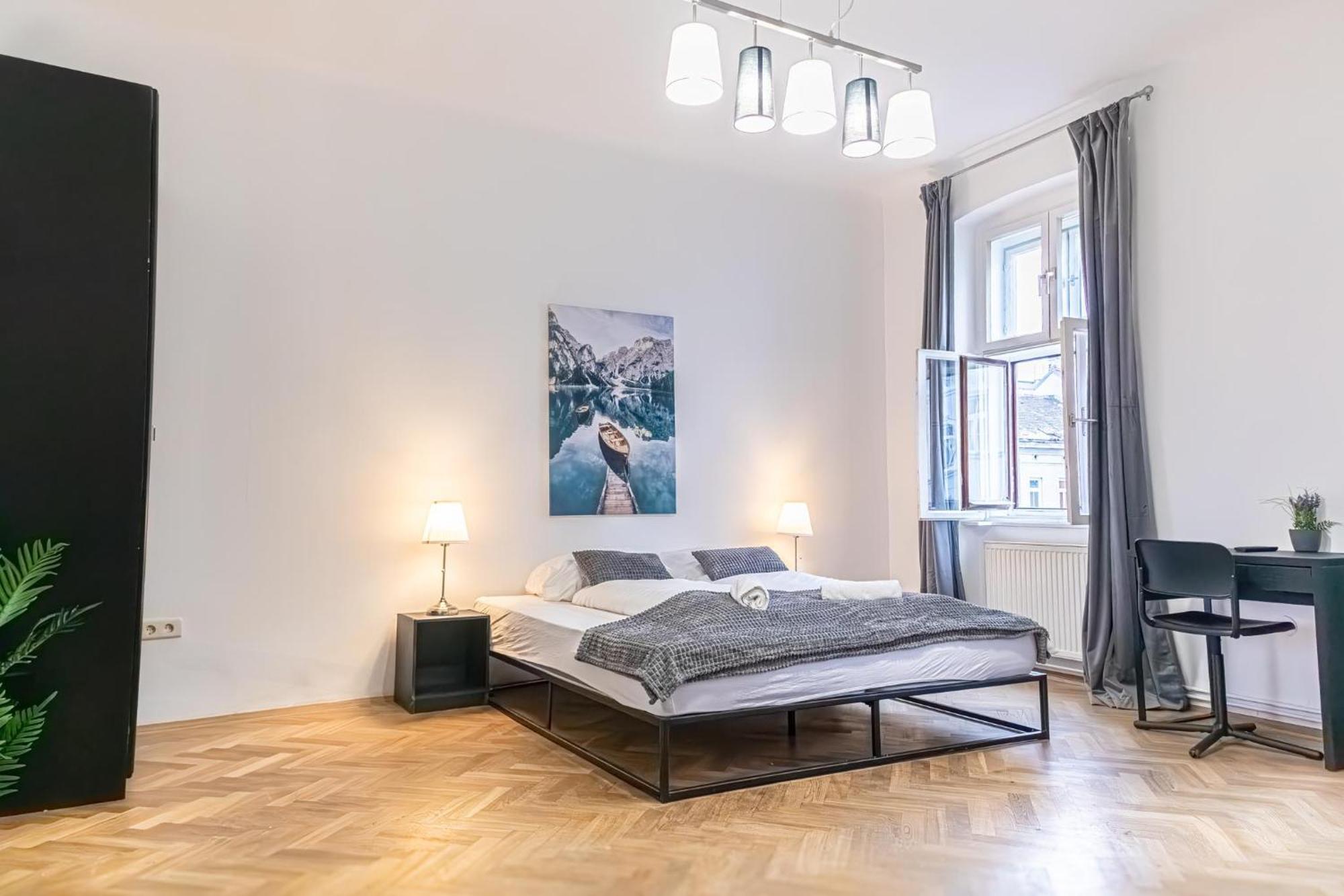 Spacious 2Br Apt -Near Wiener Stadthalle Burggassewiener Well Located エクステリア 写真