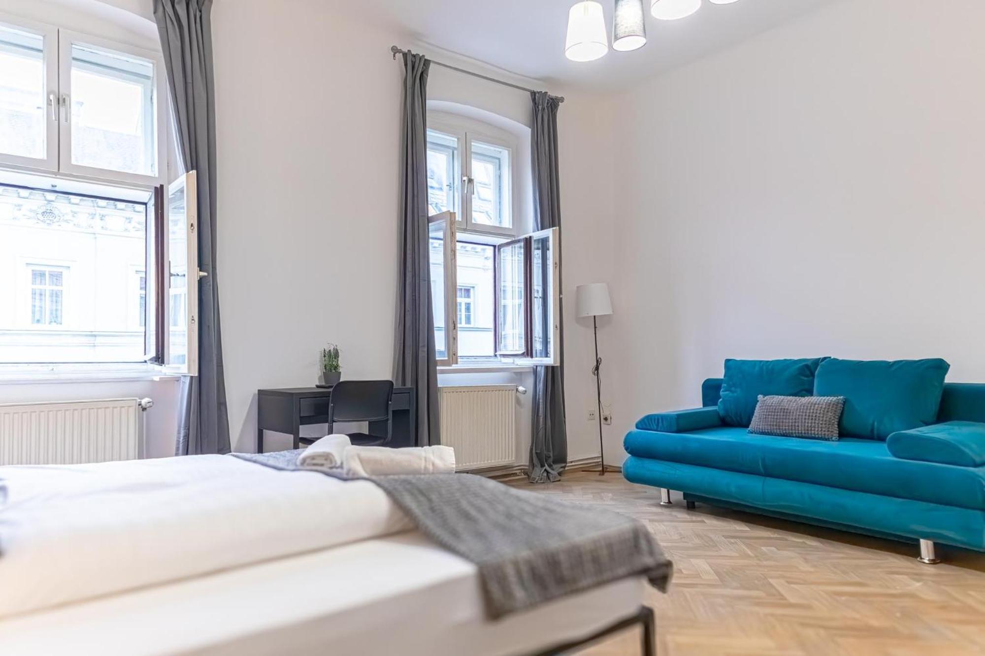 Spacious 2Br Apt -Near Wiener Stadthalle Burggassewiener Well Located エクステリア 写真