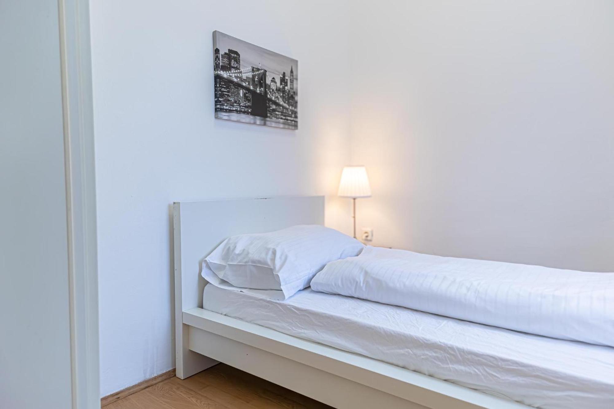 Spacious 2Br Apt -Near Wiener Stadthalle Burggassewiener Well Located エクステリア 写真